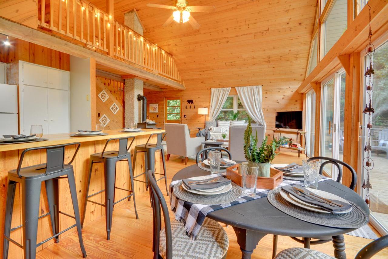 Serene Fancy Gap Cabin Retreat In Private Setting! Bagian luar foto