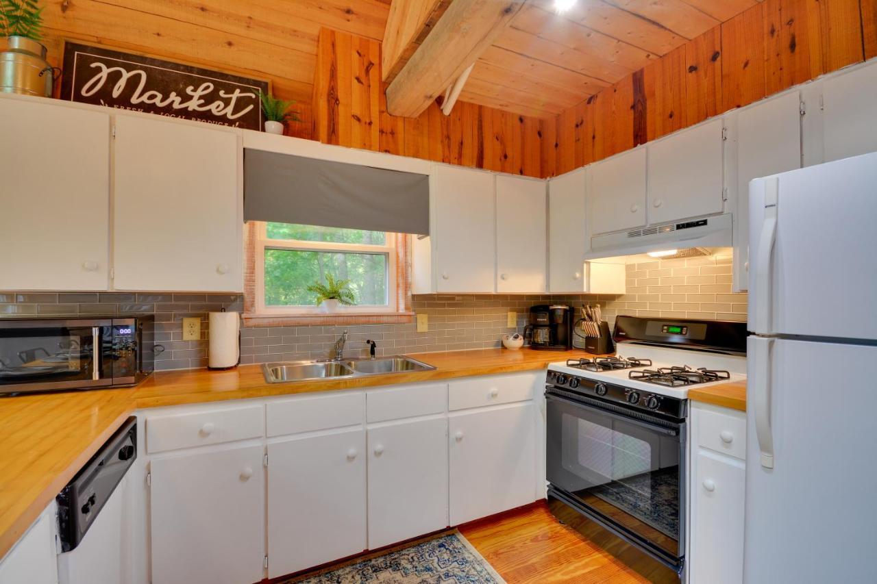 Serene Fancy Gap Cabin Retreat In Private Setting! Bagian luar foto